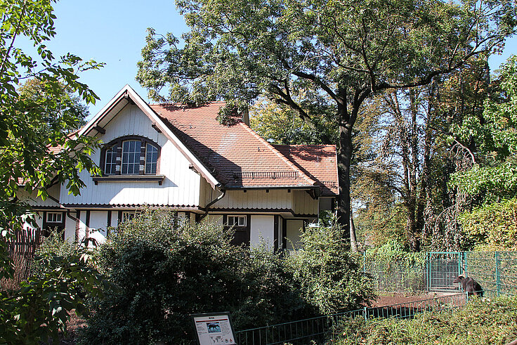Gebäude Kleines Hirschhaus mit Anoa