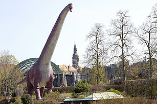 Argentinosaurus_im_Zoo_Leipzig